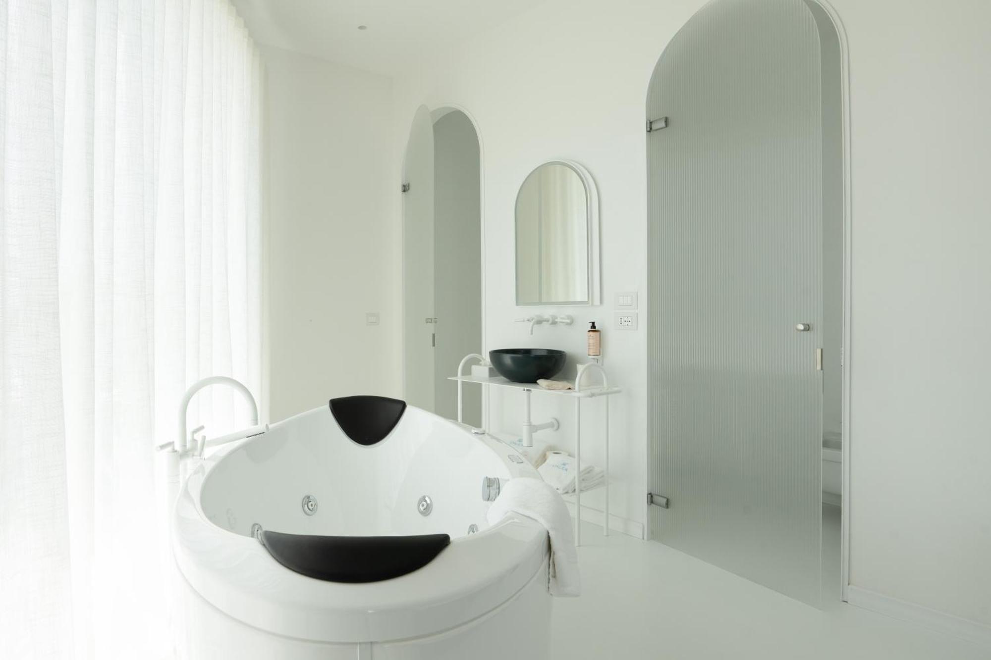 Calea Boutique Hotel Баколі Екстер'єр фото